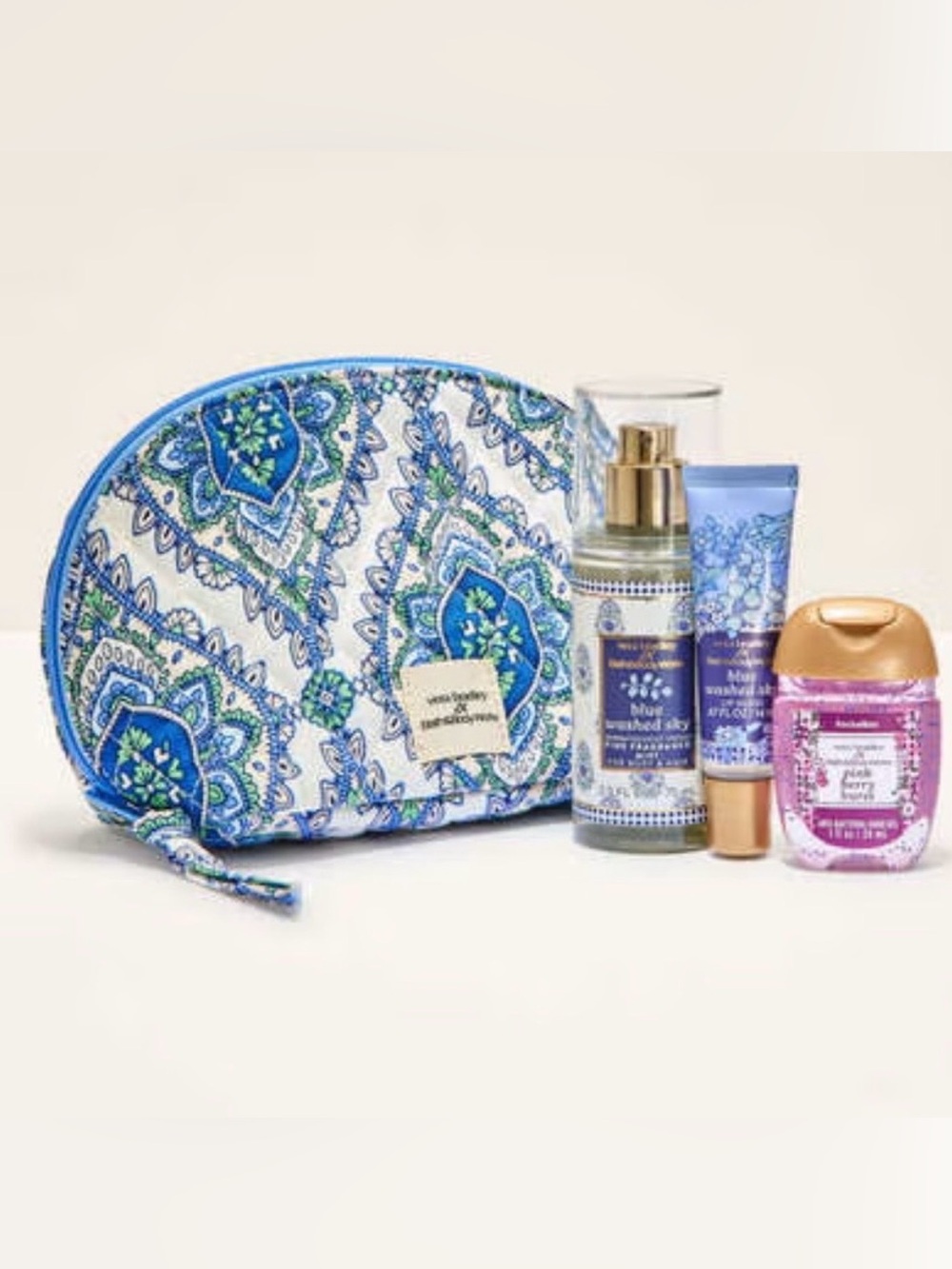 Bath & Body Works X Vera Bradley Vera Bradley Blue Paisley Gift Set